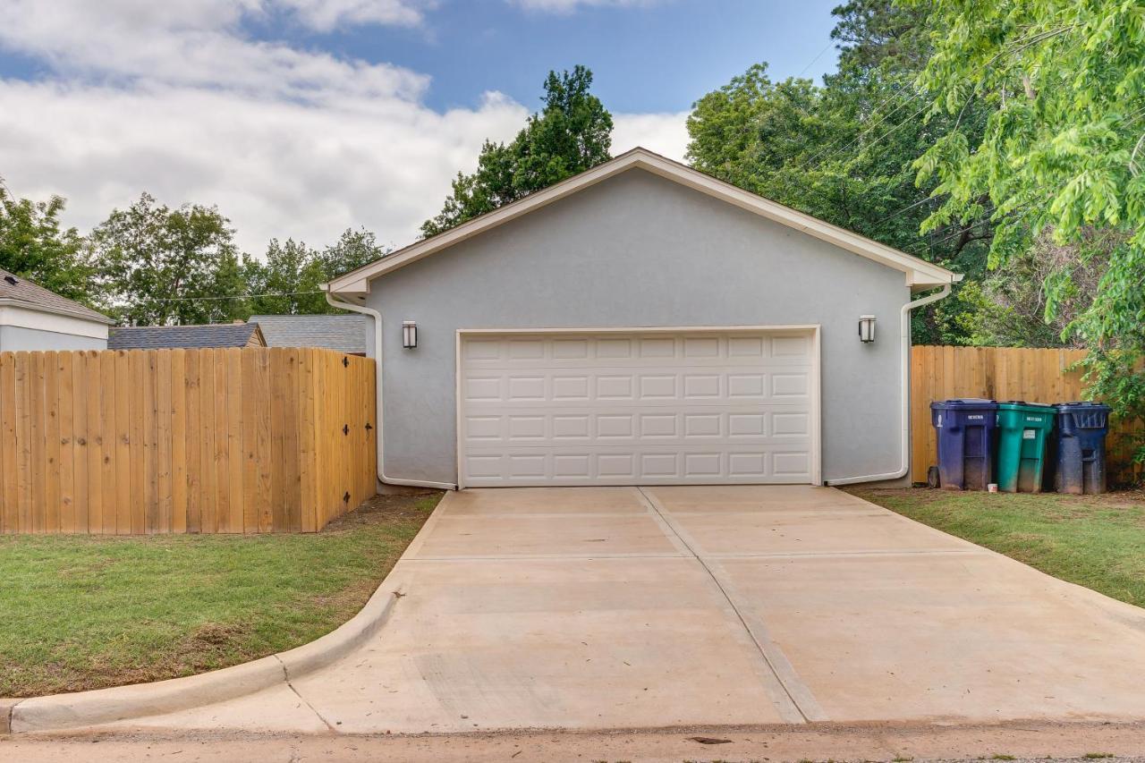 Modern Oklahoma City Home With Private Backyard! Exterior photo